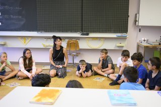 Les manuels scolaires en Suisse ne vont pas assez loin en matière de critique du racisme, selon la Commission fédérale contre le racisme (illustration).